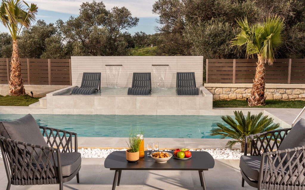 Villa Silentium Olia: Building Exterior, Outdoor, Pool