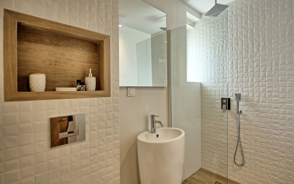 Villa Silentium Olia: Bathroom