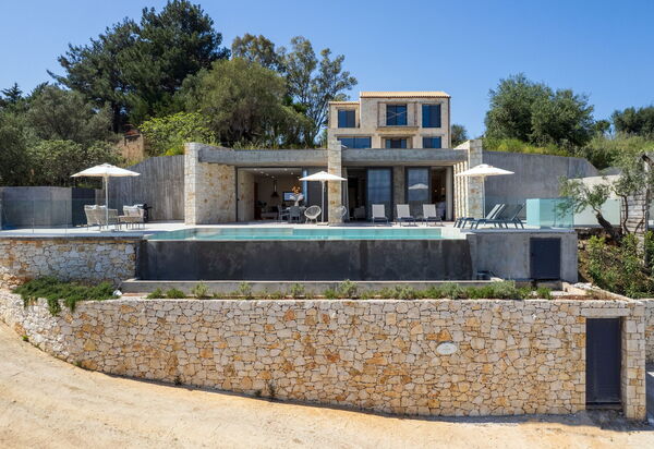 Villa Otter: Building Exterior, Outdoor