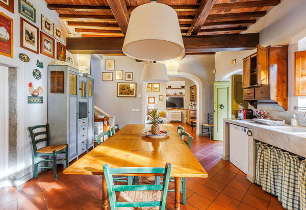 Villa Bellostare: Кухня