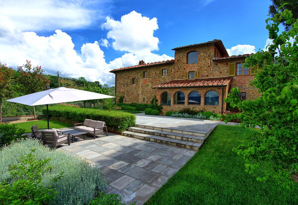 Villa Bellostare: Draussen, Garten