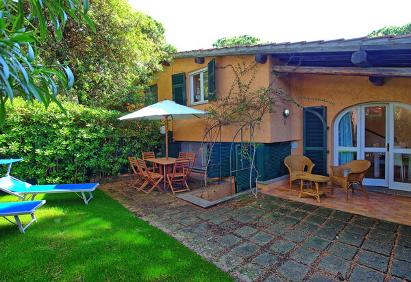 Le Dune: Udendørs, Udvendige