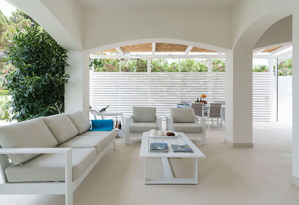 Villa Hermes: Außen