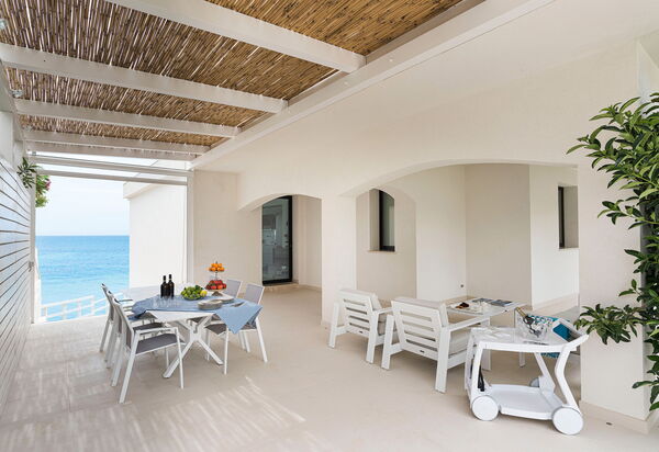 Villa Hermes: Außen