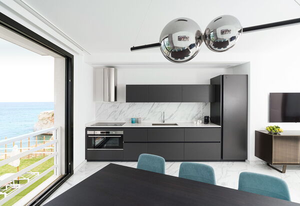 Villa Hermes: Küche, Wohnzimmer