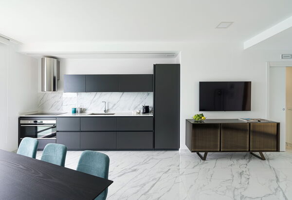 Villa Hermes: Küche, Wohnzimmer