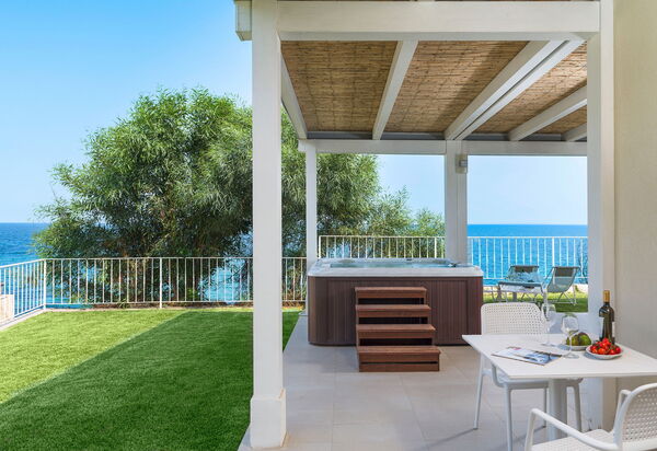 Stella Maris: Ansichten, Außen, Draussen, Garten, Whirlpool