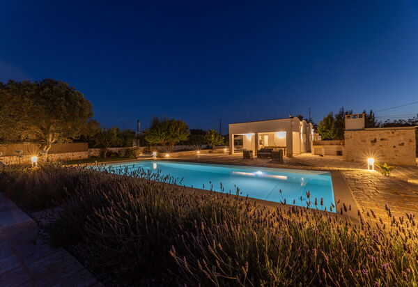 Trullo Adea: Außen, Draussen, Schwimmbad