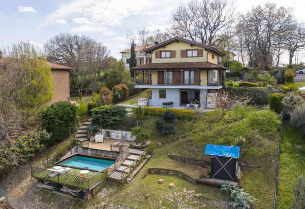 La Nocciola: Außen, Draussen, Garten, Schwimmbad