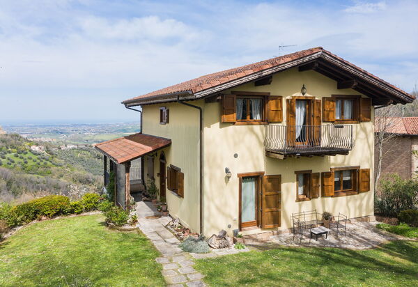 La Nocciola: Außen, Draussen, Garten