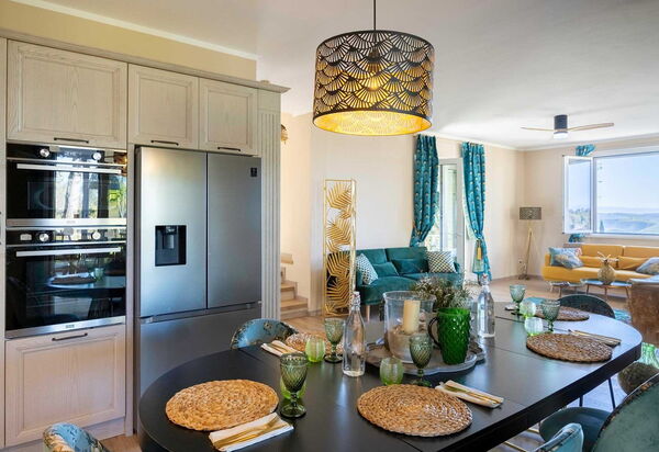 Santo Stefano: Esszimmer, Küche