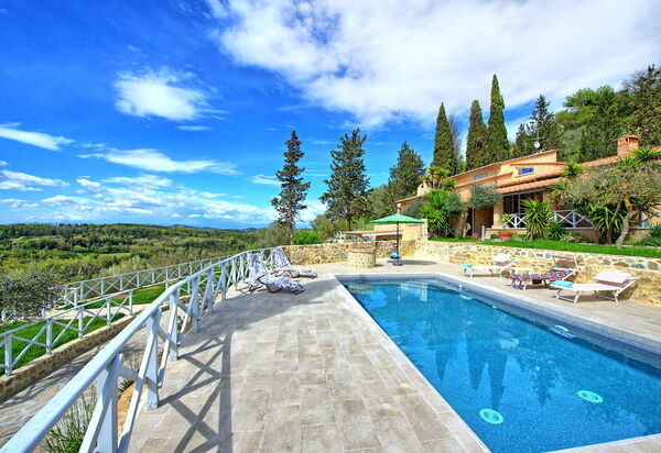 Santo Stefano: Außen, Draussen, Schwimmbad