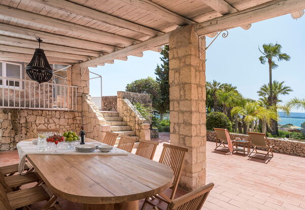 Villa Madda: Draussen