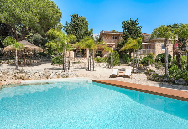 Villa Madda: Außen, Draussen, Schwimmbad