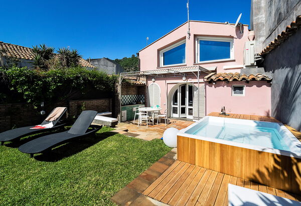 Casa Tecla: Garten, Schwimmbad