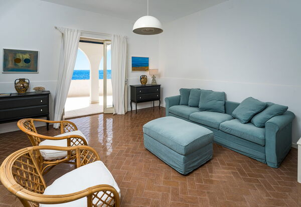 Brezza Marina: Wohnzimmer