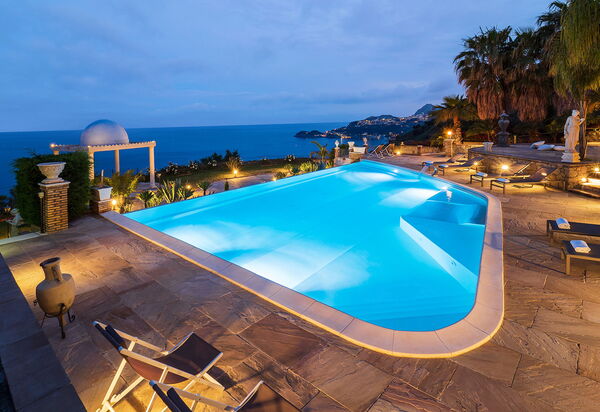 Buena Vista: Ansichten, Außen, Draussen, Schwimmbad