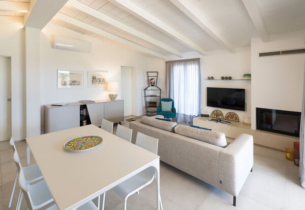 Villa Azulea: Küche, Wohnzimmer