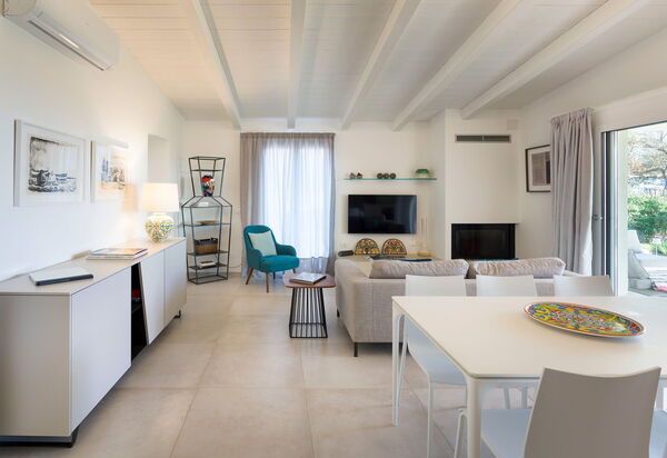 Villa Azulea: Küche, Wohnzimmer