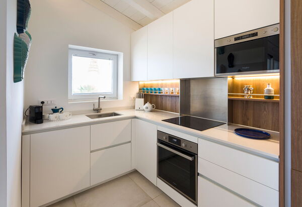 Villa Azulea: Küche, Wohnzimmer