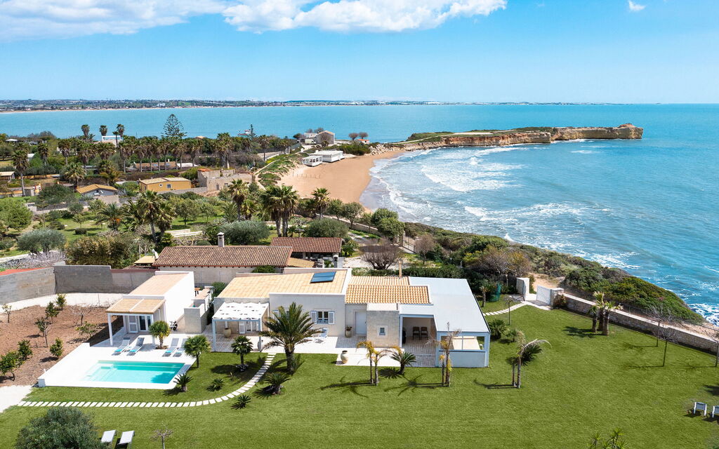 Villa Azulea: Building Exterior, Garden, Outdoor, Pool