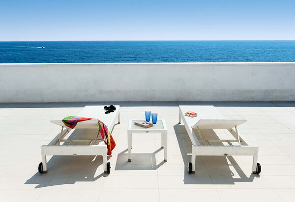 Villa Capo Passero: Ansichten, Außen, Balkon / Terrasse / Patio, Draussen