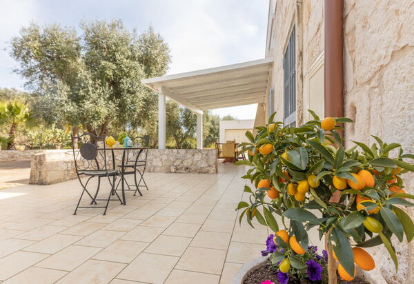 Villa Narkive: Außen, Balkon / Terrasse / Patio, Draussen