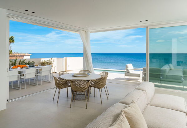 Bedda Matri: Woonkamer