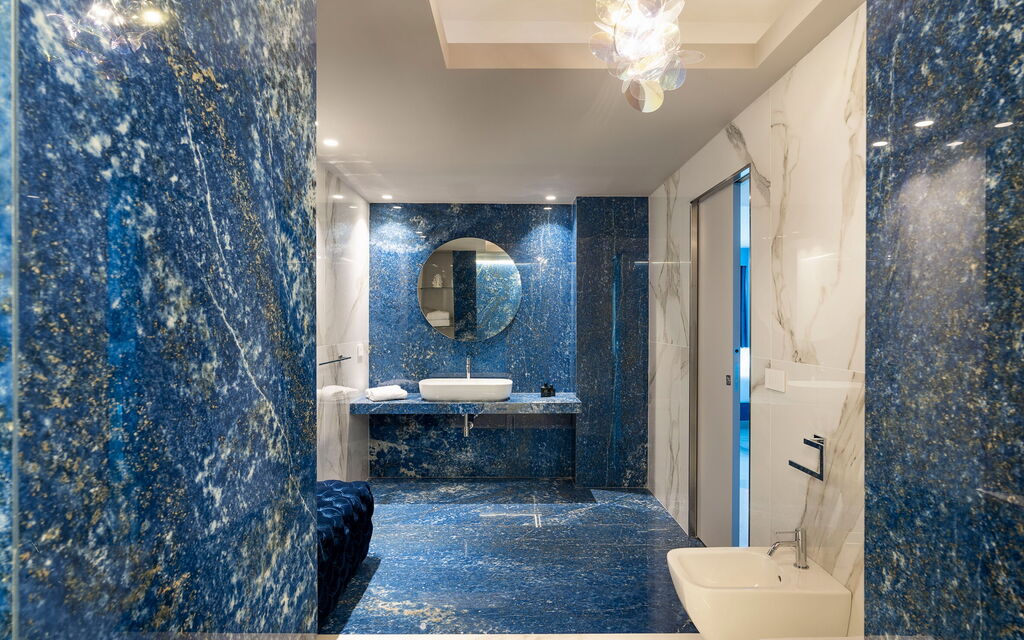 Baya Bella: Bathroom