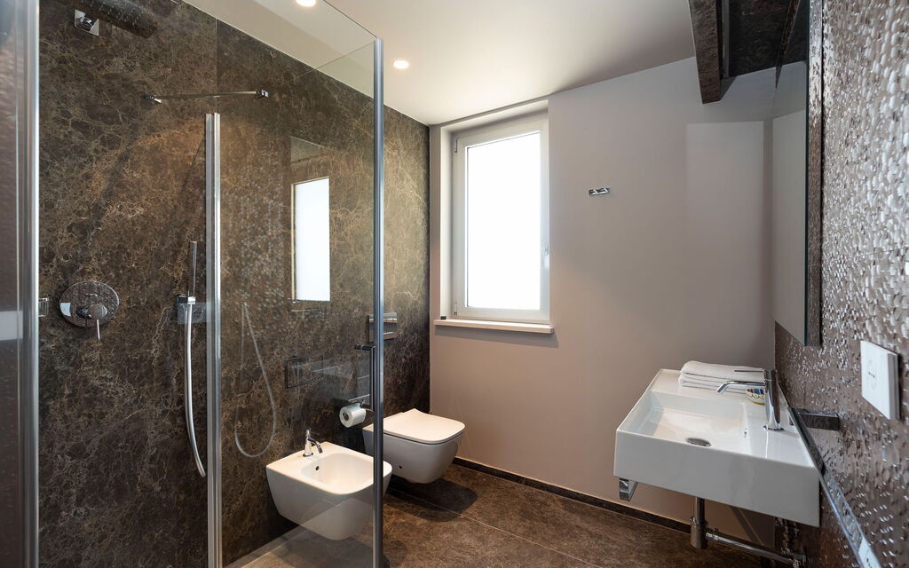 Baya Bella: Bathroom