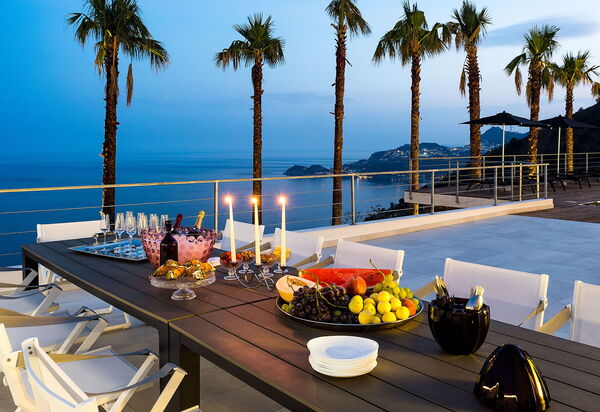 Villa Alexandra: Eksteriør, Mat, Utendørs, Visningar