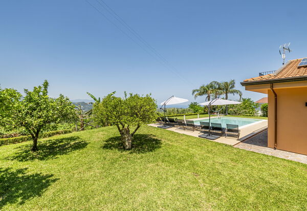 Villa Malu: Außen, Draussen