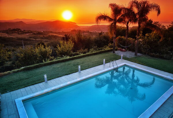 Villa Malu: Außen, Draussen, Garten, Schwimmbad