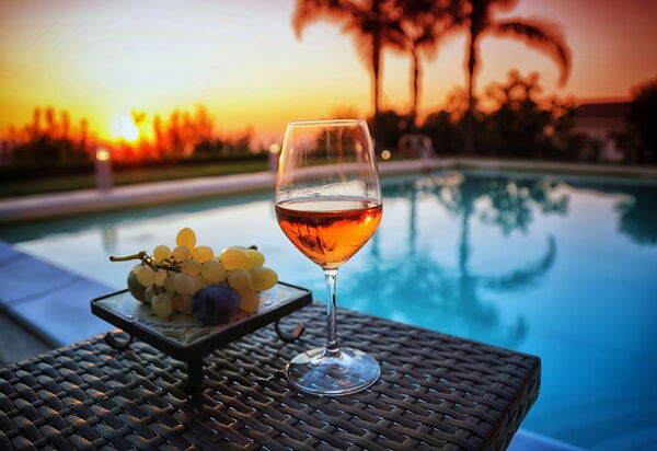 Villa Malu: Außen, Draussen, Schwimmbad