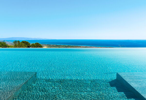 Tenuta Della Contea: Buitenkanten, Buitenshuis, Keer bekeken, zwembad