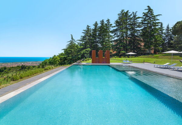 Tenuta Della Contea: Buitenkanten, Buitenshuis, Keer bekeken, Tuin, zwembad