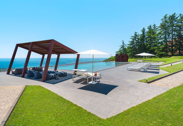 Tenuta Della Contea: Buitenkanten, Buitenshuis, Keer bekeken, Tuin, zwembad