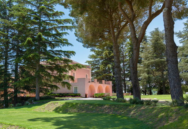 Tenuta Della Contea: Buitenkanten, Buitenshuis, Tuin