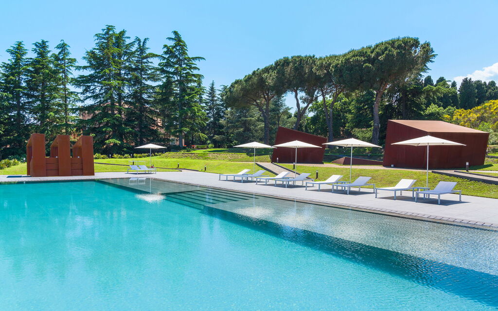 Tenuta Della Contea: Have, pool, Udendørs, Udvendige