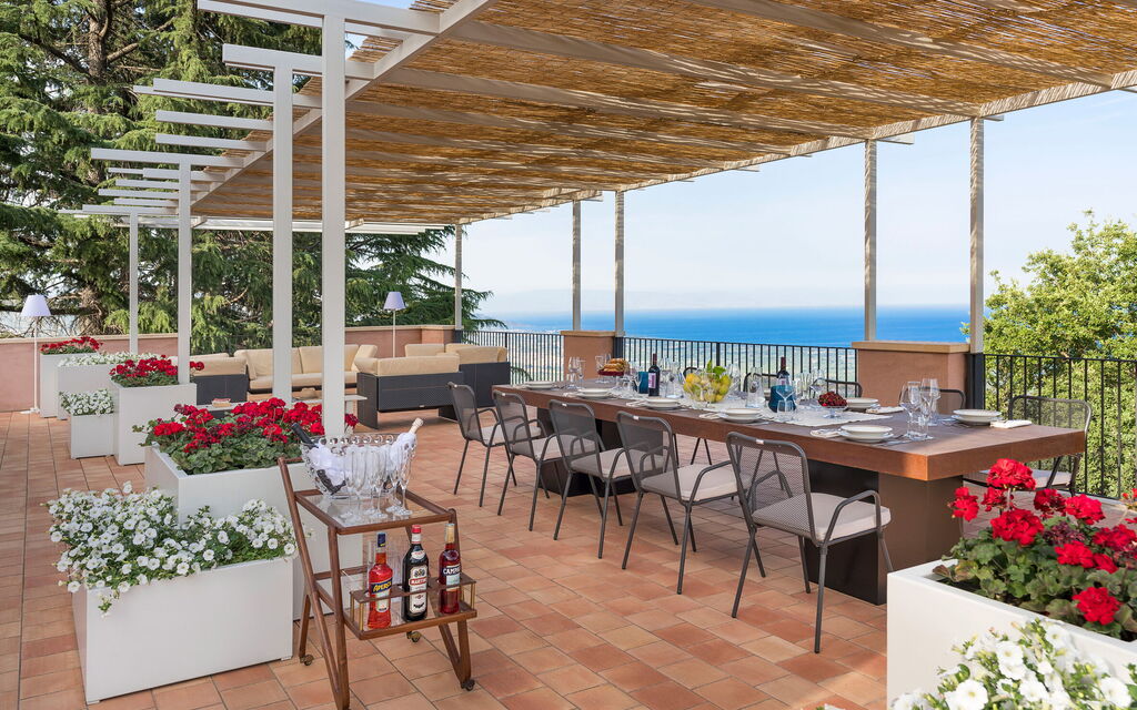 Tenuta Della Contea: Udendørs, Udvendige, Visninger