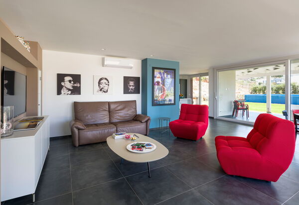 Villa Dolce: Гостиная