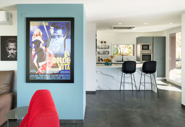 Villa Dolce: Гостиная, Кухня