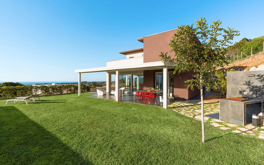 Villa Dolce: Building Exterior, Garden, Outdoor, Scenic View
