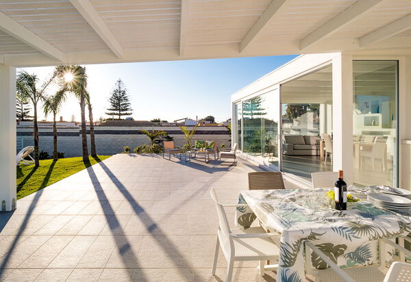 Diantha: Balcon / Terrasse / Patio, Extérieur, Extérieurs, Jardin