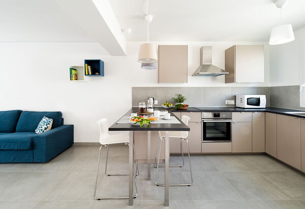 Diantha: Cuisine, Salon