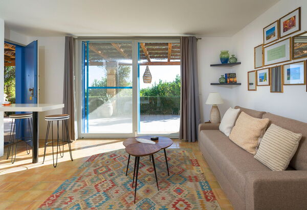 Pigna Blue: Living Room