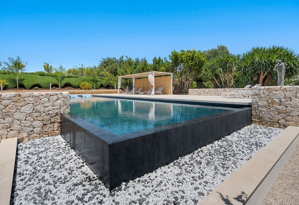 Pigna Blue: Building Exterior, Outdoor, Pool