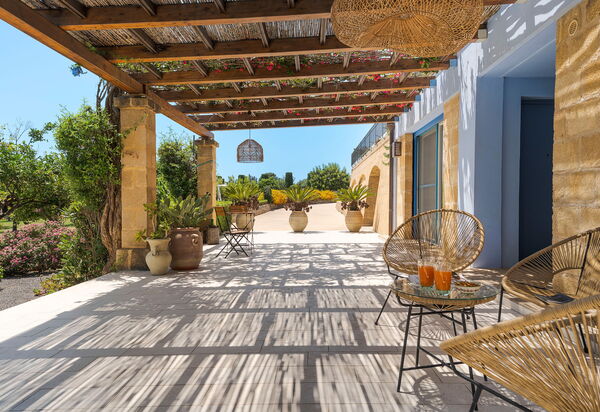 Pigna Blue: Balcony / Terrace / Patio, Building Exterior, Outdoor