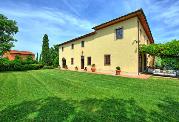 Villa Marliana: Building Exterior, Garden, Outdoor, Summer