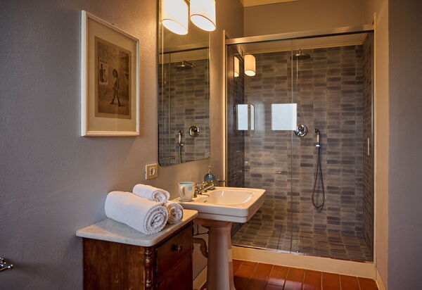 Villa Marliana: Bathroom